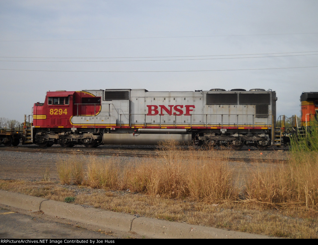 BNSF 8294